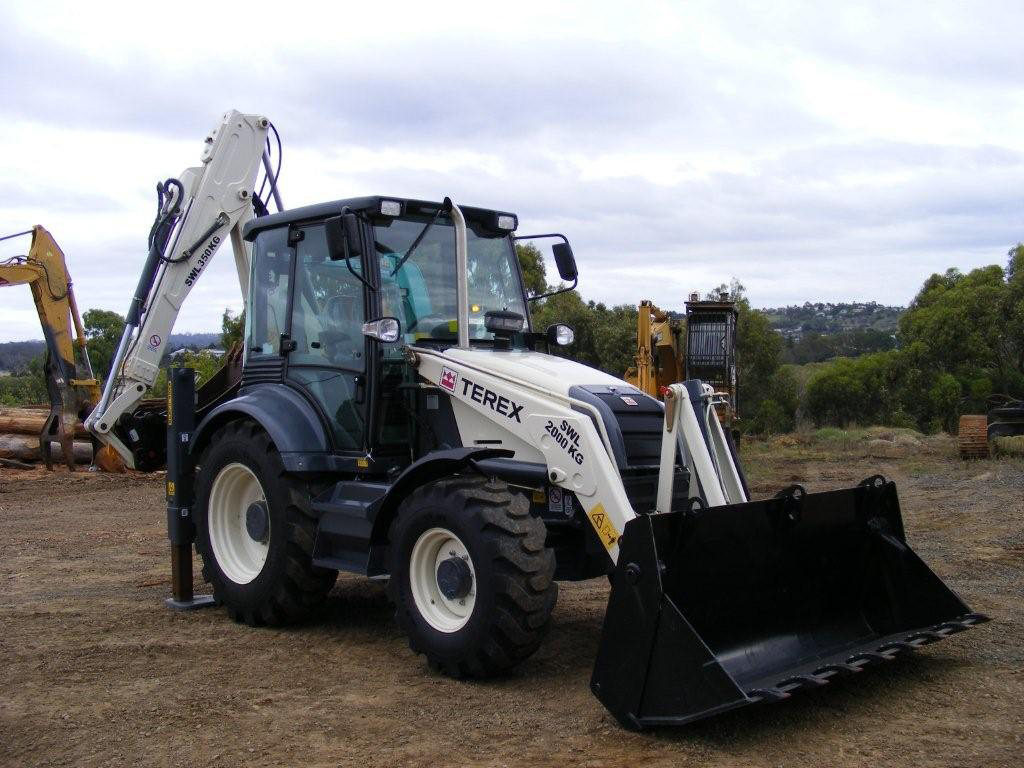 Аренда экскаватора-погрузчика Terex 860