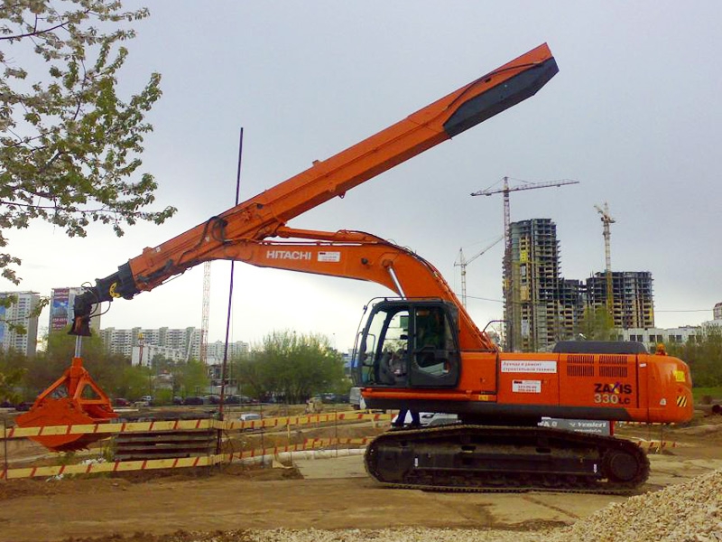 Аренда гусеничного грейфера на базе экскаватора Hitachi Zaxis 330LC Аренда гусеничного грейфера на базе экскаватора Hitachi Zaxis 330LC