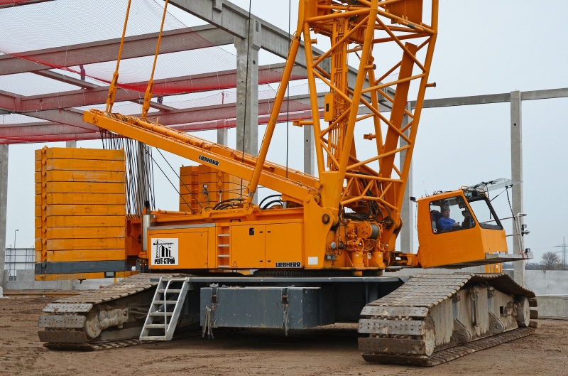 Аренда гусеничного крана Liebherr LR 1350